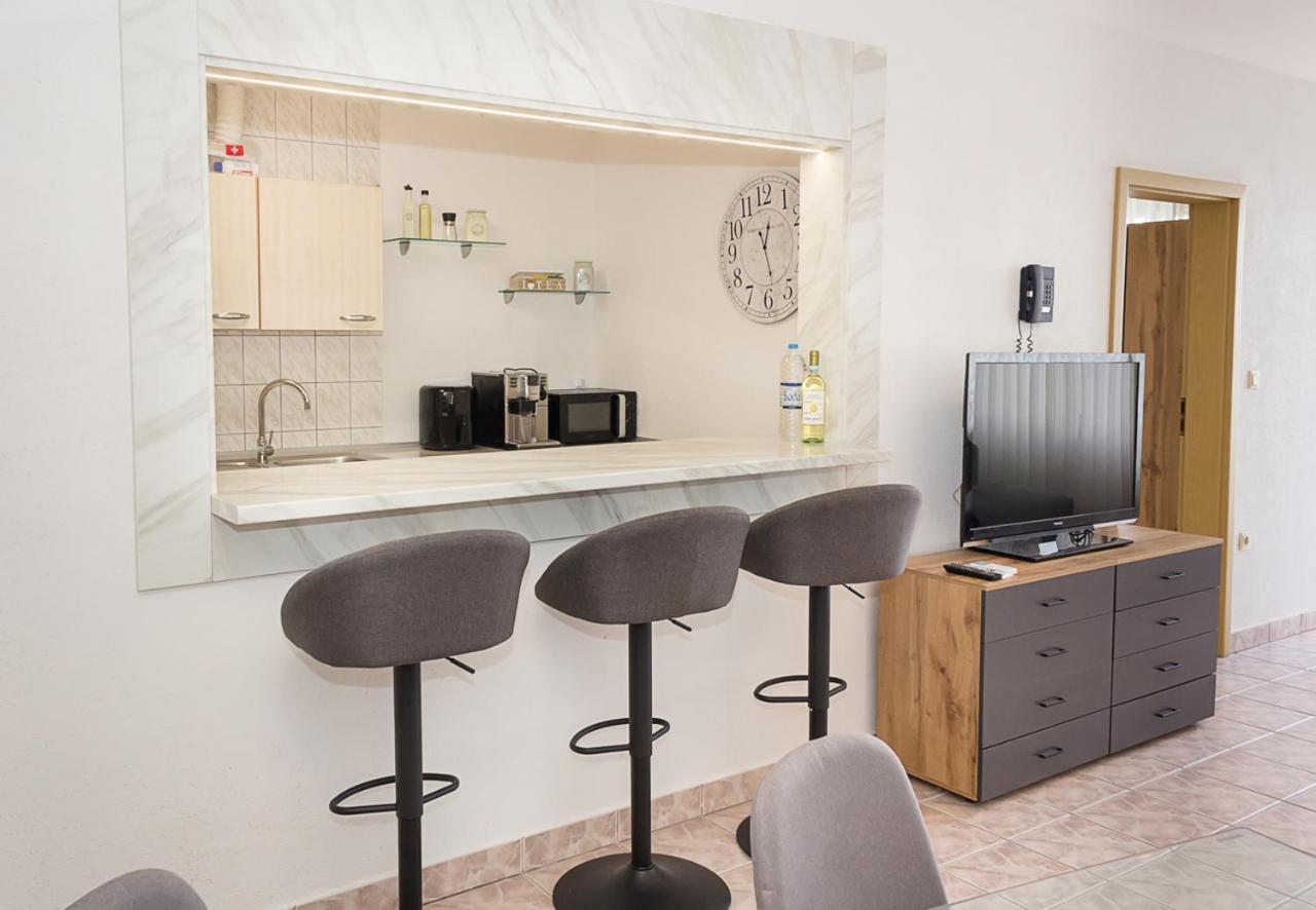 Two Identical Designer 2Bd Flats With Sea View In Balchik By Flat Mаnager Daire Dış mekan fotoğraf